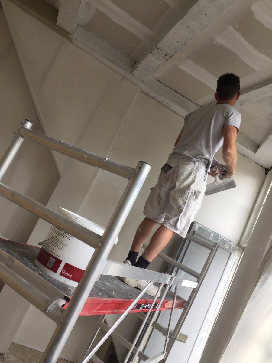 Melvin goed gesmeerd strakke wanden en plafonds geleverd klasse A