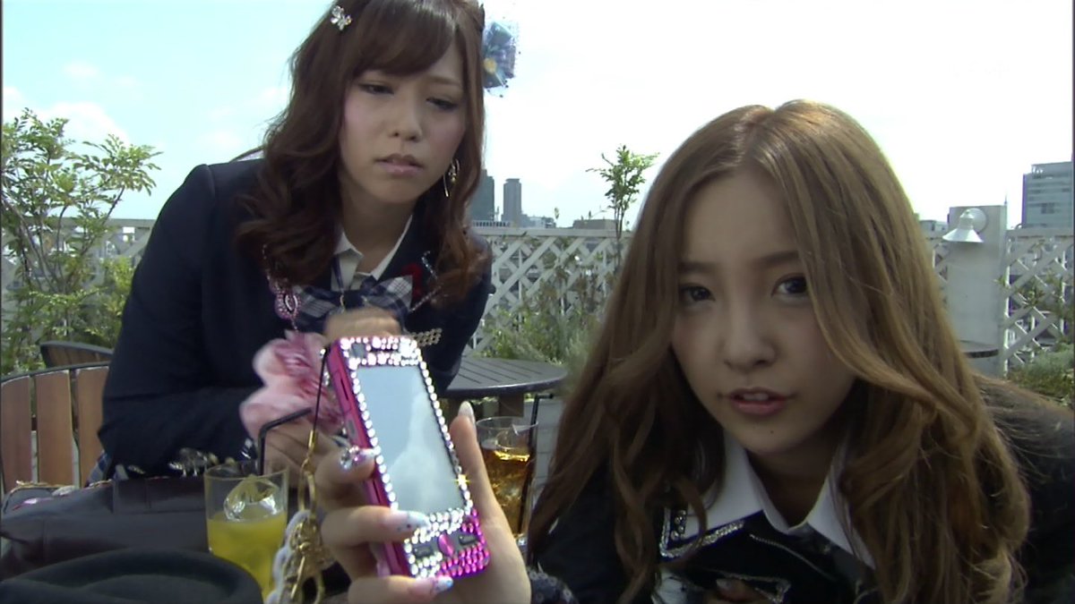 魔王ルシファー Di Twitter 風都探偵 読んでて あるカットでこのシーンが脳内再生された 笑 仮面ライダーｗ クイーン 板野友美 エリザベス 河西智美 Love Wars