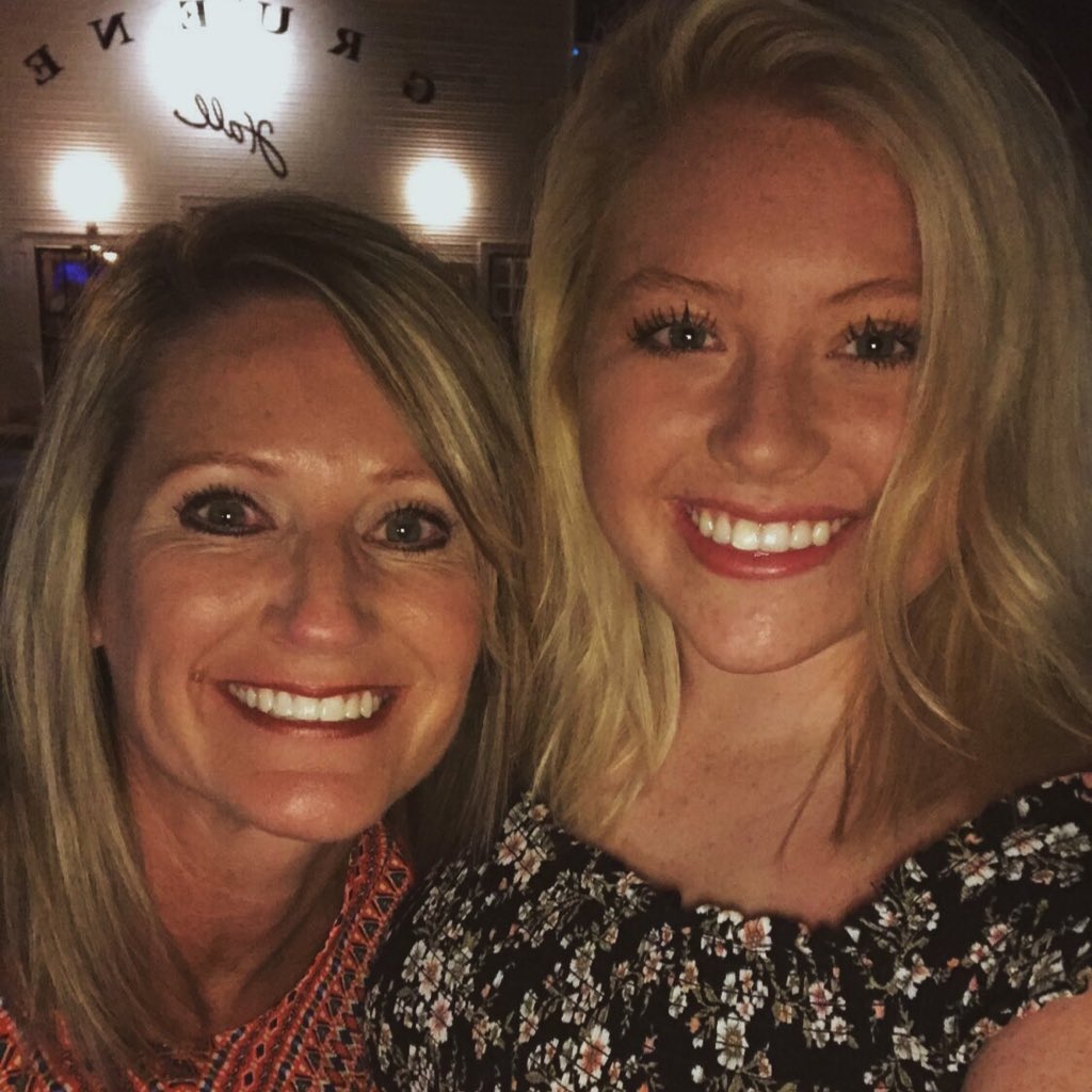 marla_rick's tweet photo. #NewProfilePic https://t.co/PQCSWvDW61