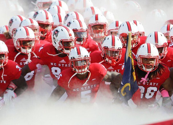 NCSUFans's tweet photo. ACC vs SEC. NCSU vs USC. North Carolina vs South Carolina. 

Retweet for NC State, favorite for South Carolina. https://t.co/L9R5Kr7w78