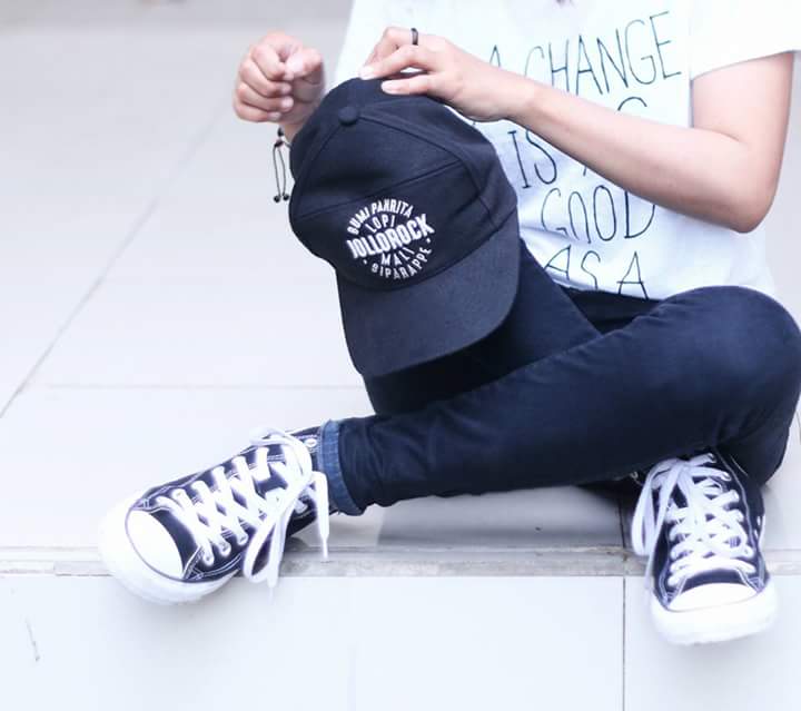 Snapback bumi panrita lopi