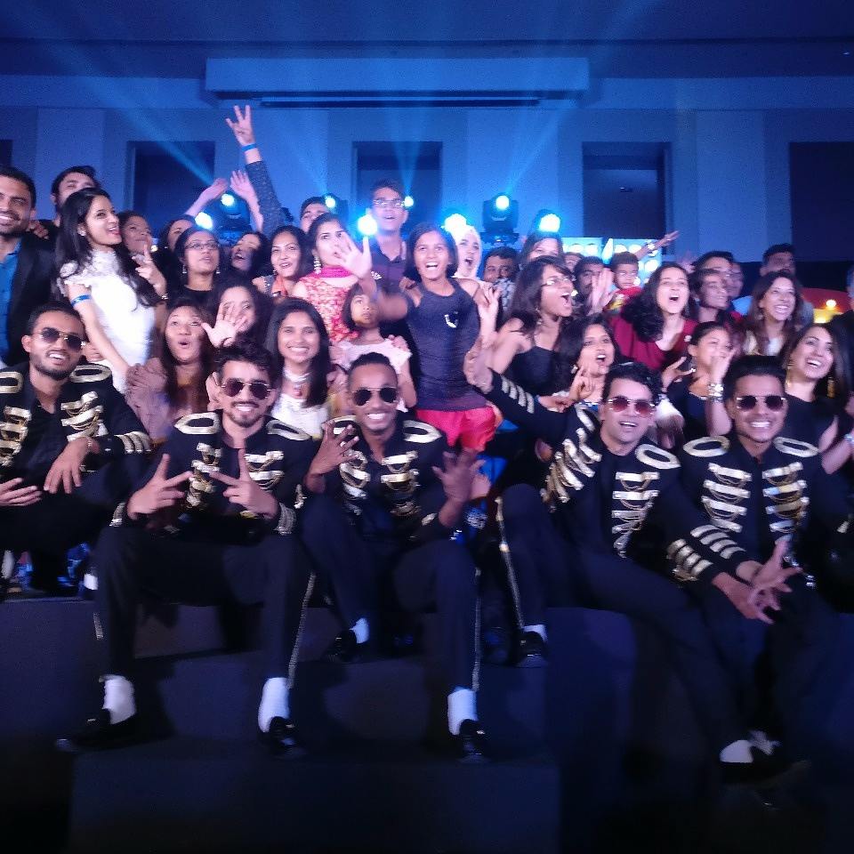 Mj5official's tweet photo. With the cool people of Eka Software Solutions. #MJ5 #ekasoftware #dance #stage #Banglore https://t.co/qlb6nzGeE6