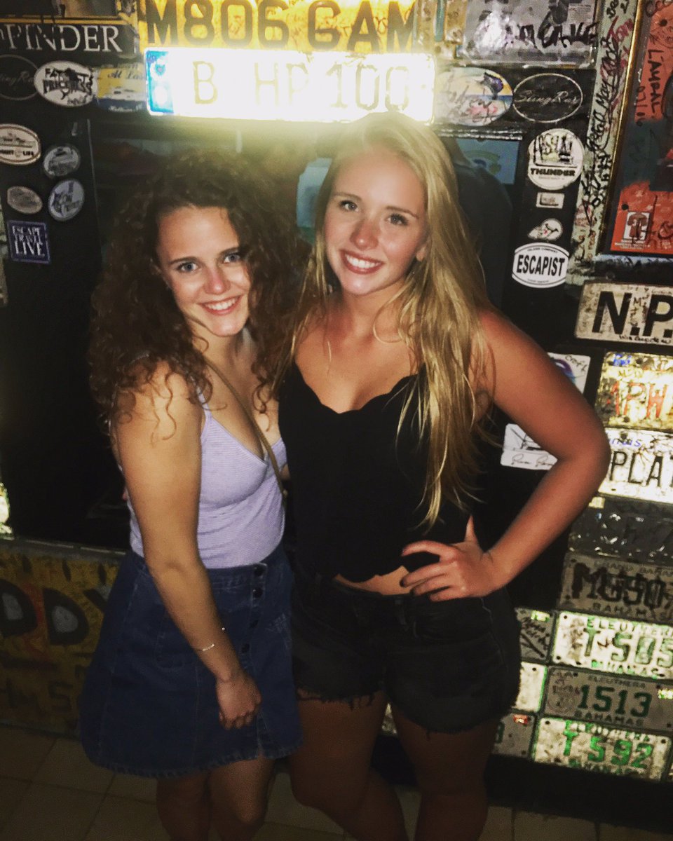 Marieanderson33's tweet photo. happy birthday to my best friend, thanks for all the wonderful memories from Karl to Atlantis 😏🎶 love you so much💕 @ateelz https://t.co/HBcABUfTOz
