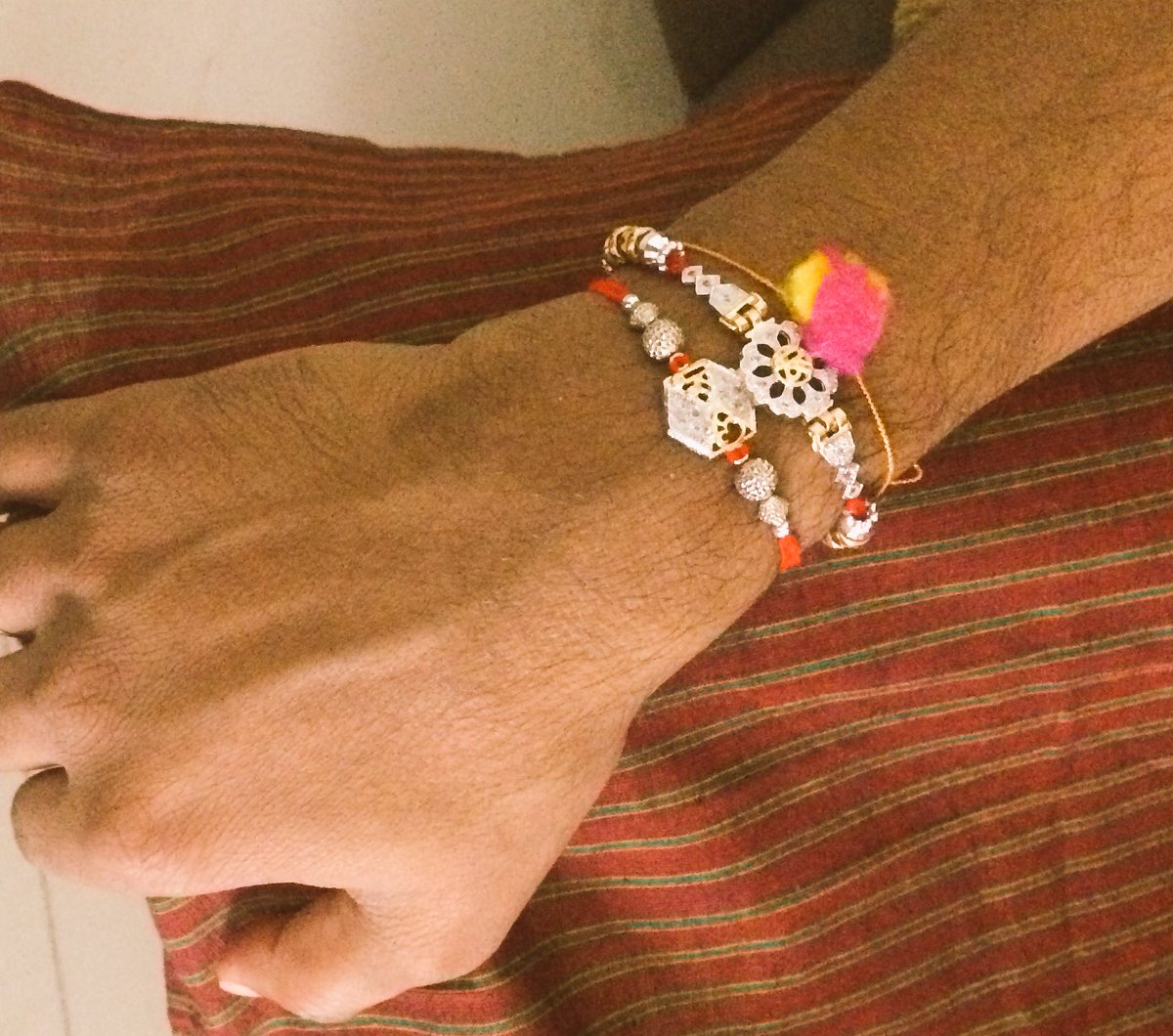 LivingRavs's tweet image. Happy Raksha Bandhan! #HappyRakshaBandhan #SaveHandloom #Woven2017