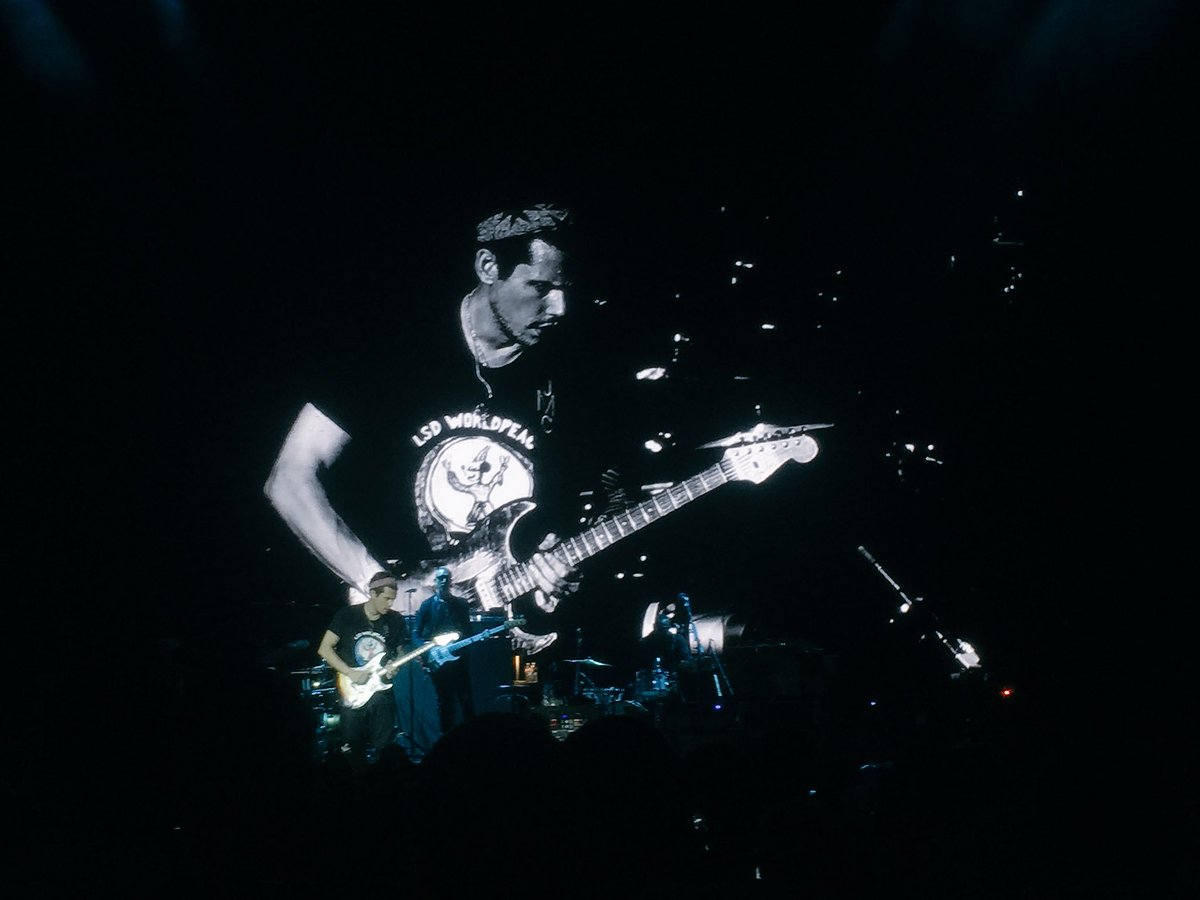 sydneyskeeter's tweet photo. @JohnMayer has me feeling all the feelings &amp; I'm not mad about it.But how are you supposed to feel knowing you won't ever see anyone as good https://t.co/pNp8ntb6i9