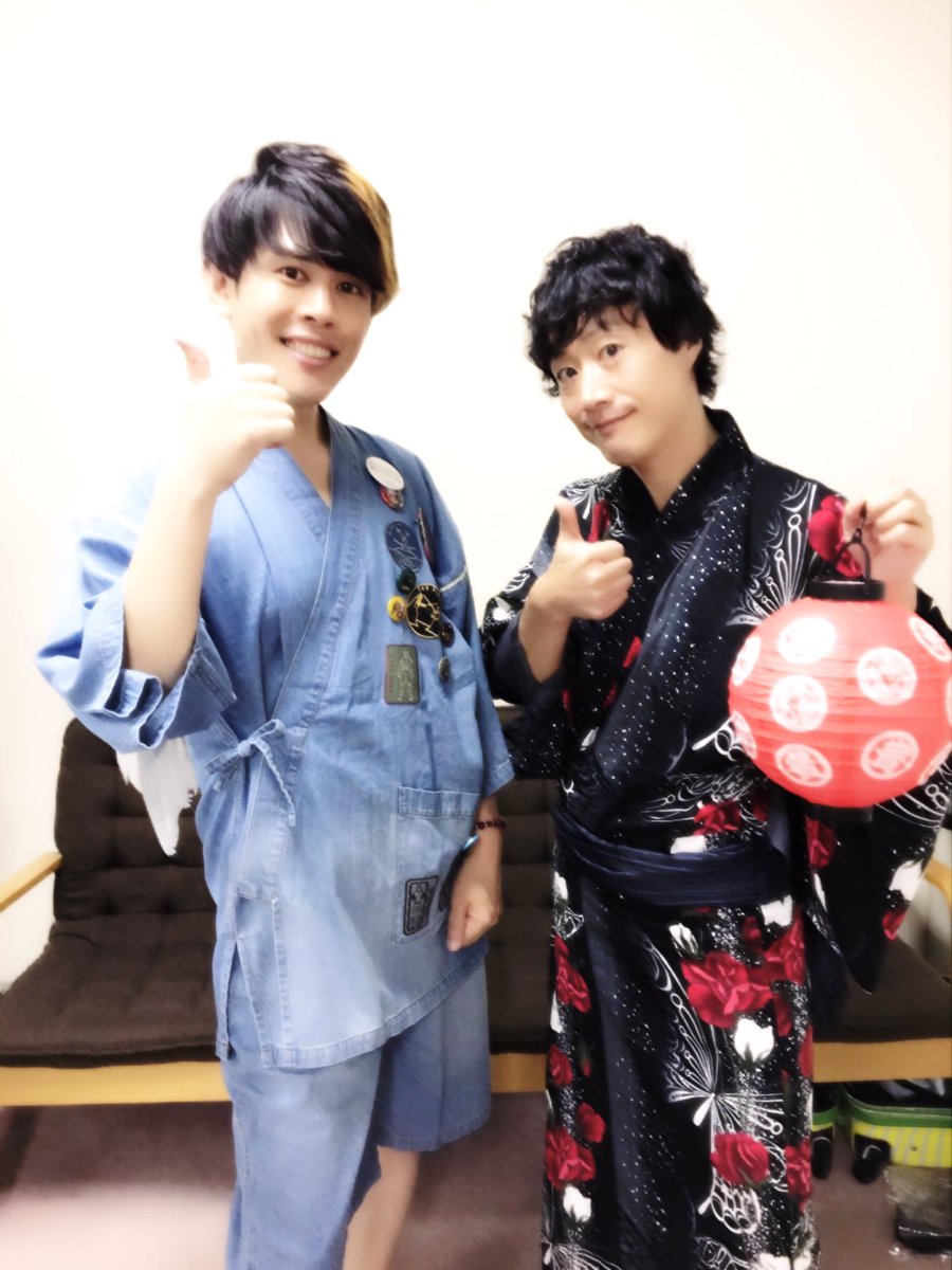 エヌケープランニング No Twitter 二人だからできることsp 竹本英史 山田真一芸能生活25周年記念公演 感想ツイートありがとうございます まだまだ感想お聞かせ下さいませ お写真載せますね 残り2枚 ふたこと T Co Eaarqltv9g Twitter