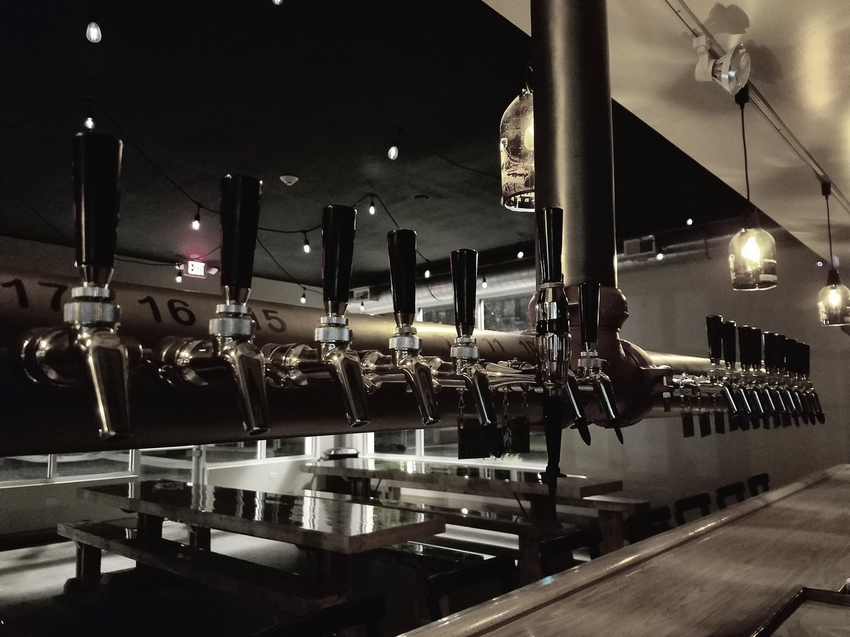 RHB_LLC's tweet photo. Goodnight from River Hawk Brewing. Thank you for a busy and exciting first week! https://t.co/V07TbRZTGc