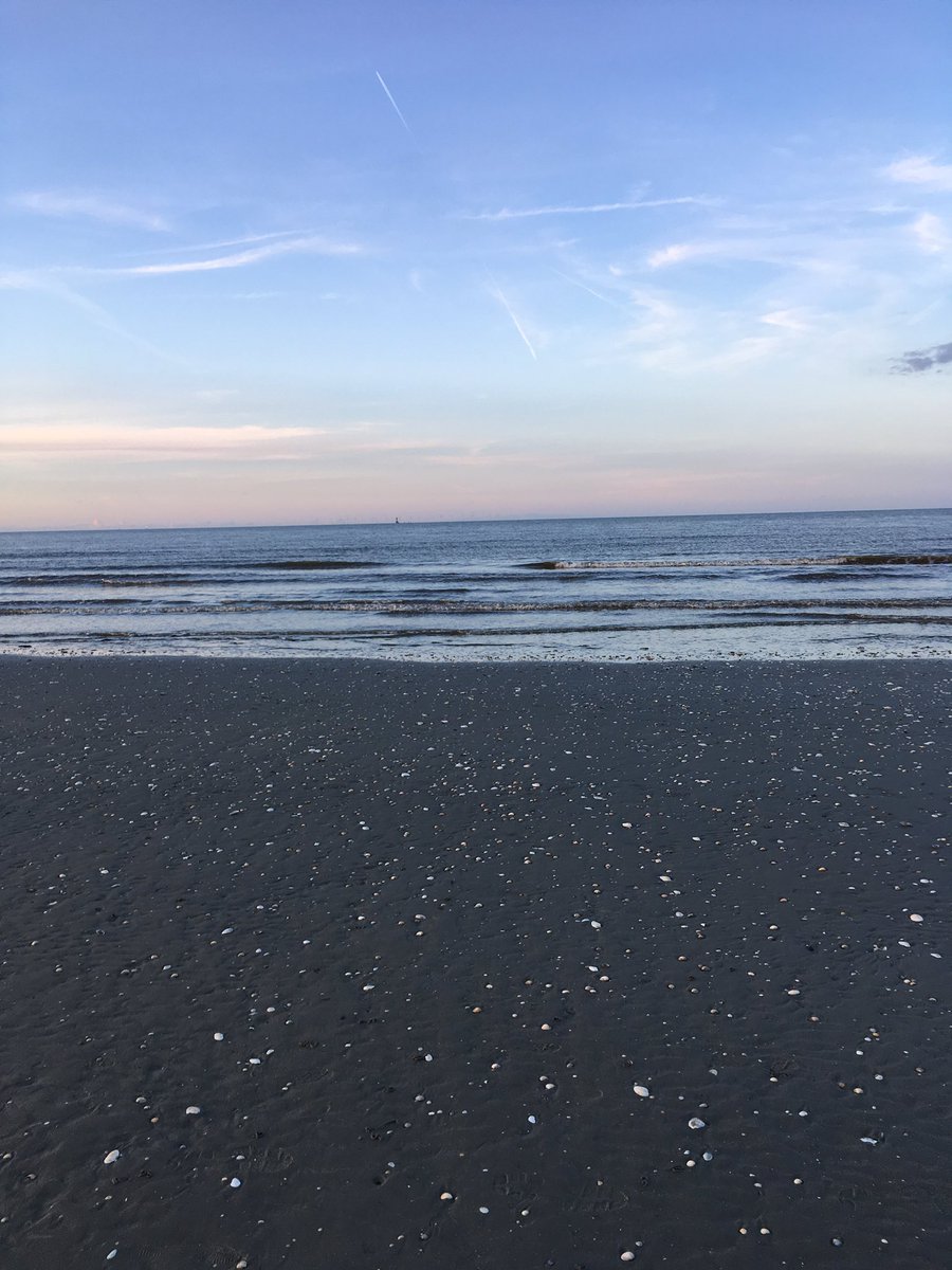 Die #Wattwanderung vor Schillig endete gestern mit einem phantastischen Sonnenuntergang und viel Wasser! #Wattenmeer #Nordsee #Wangerland