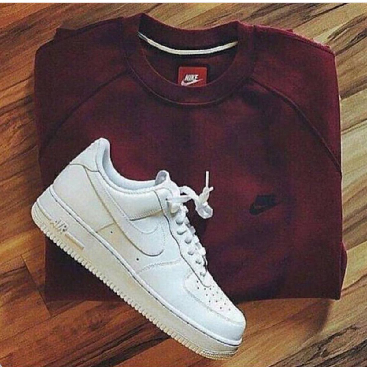 شوزات شنط بااقل الاسعار
ومطلوب مسوقات خبره

 #وش_افضل_فيلم_كرتون_شفته