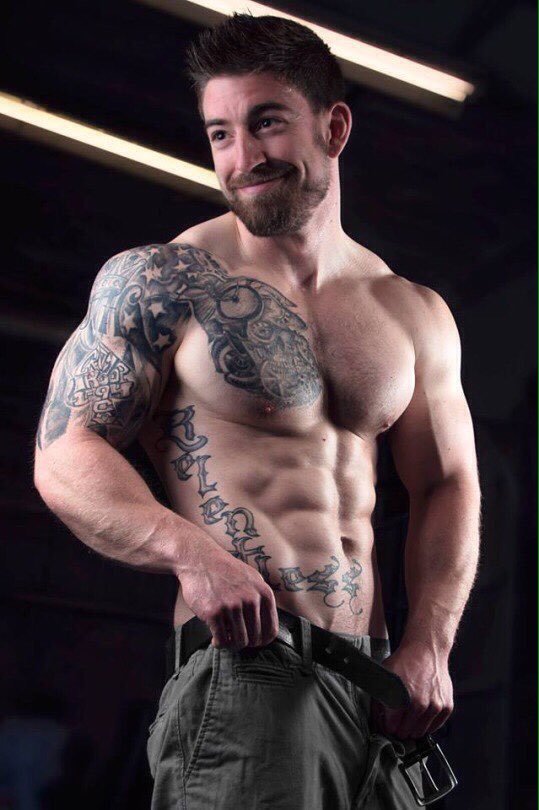 DGn3JXKXcAIwbyy.jpg:large