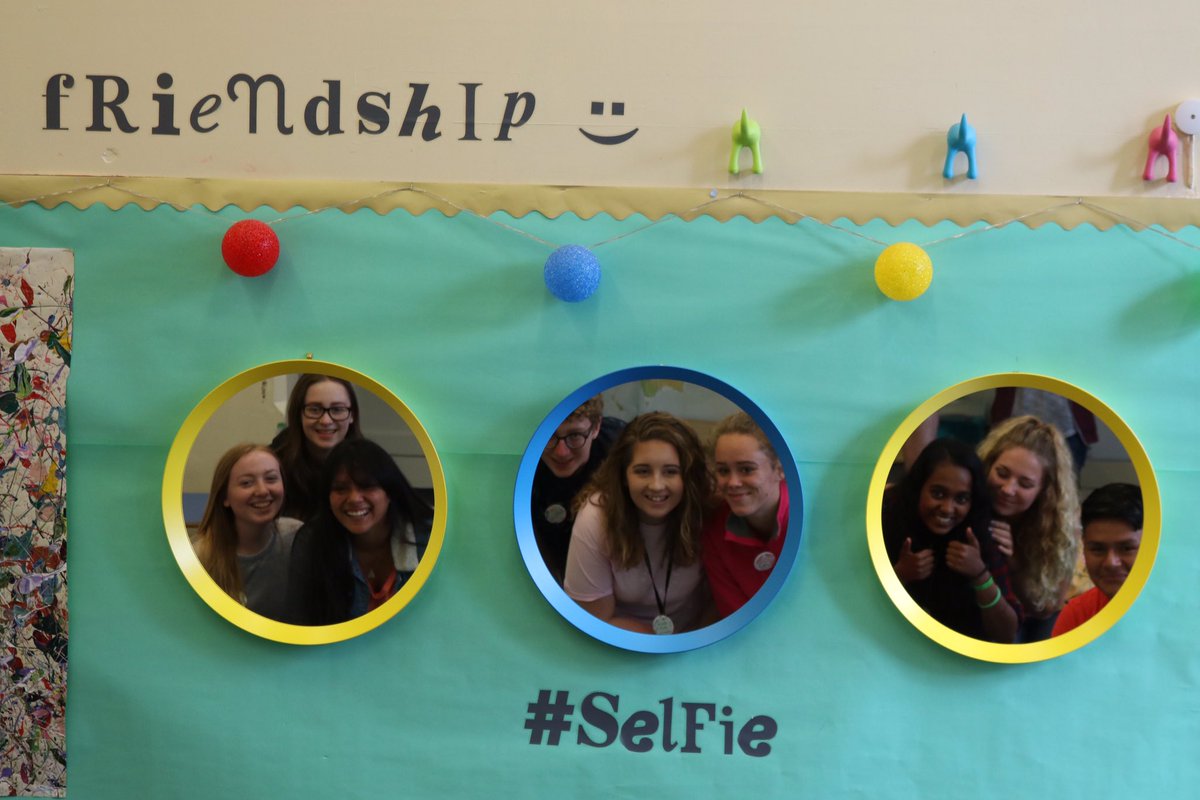 SUSpotTheDiff's tweet image. #makethediff Wonderful bunch of young people actively engaging, defining leadership, and building friendship! #firstafollower