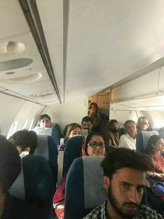 MirTariqAsad2's tweet photo. Dat z called #Bhutto these r real leaders of ppl #commonppl. Lyk #SMBB v live together v "ll die together @RabNBaloch @AdnanKk97 https://t.co/6VPY4e3JUx