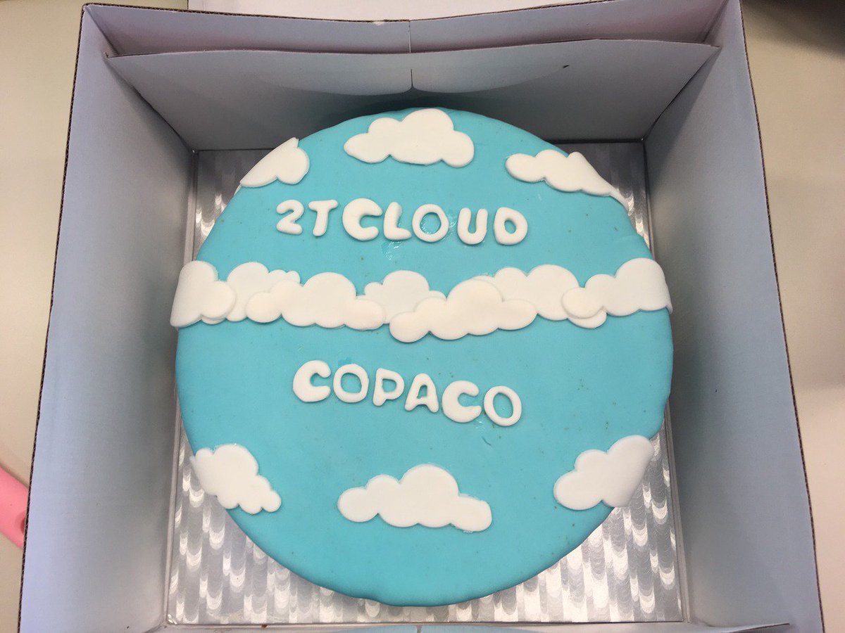 2tCloud's tweet photo. Er schuilt een verborgen talent in ons #2tCloud team: #slagroomtaart gebakken door onze Helen! https://t.co/663zmZdR7z