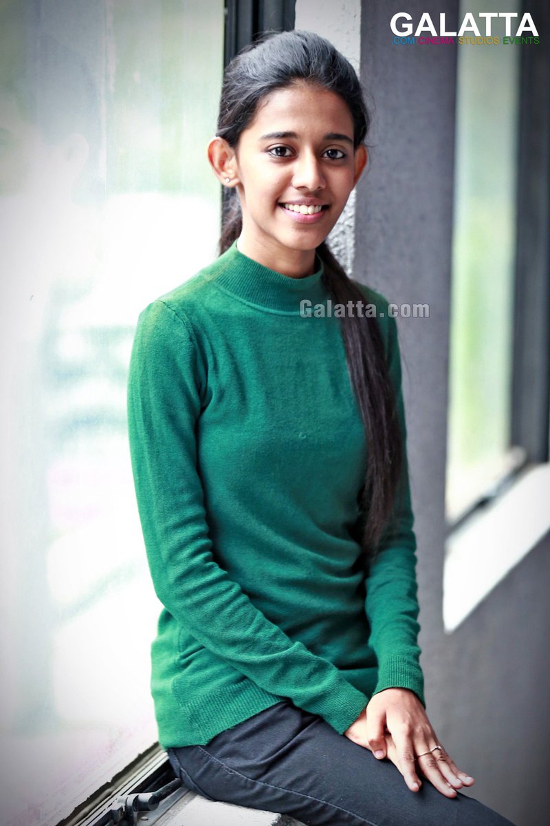 vijay tv singer priyanka