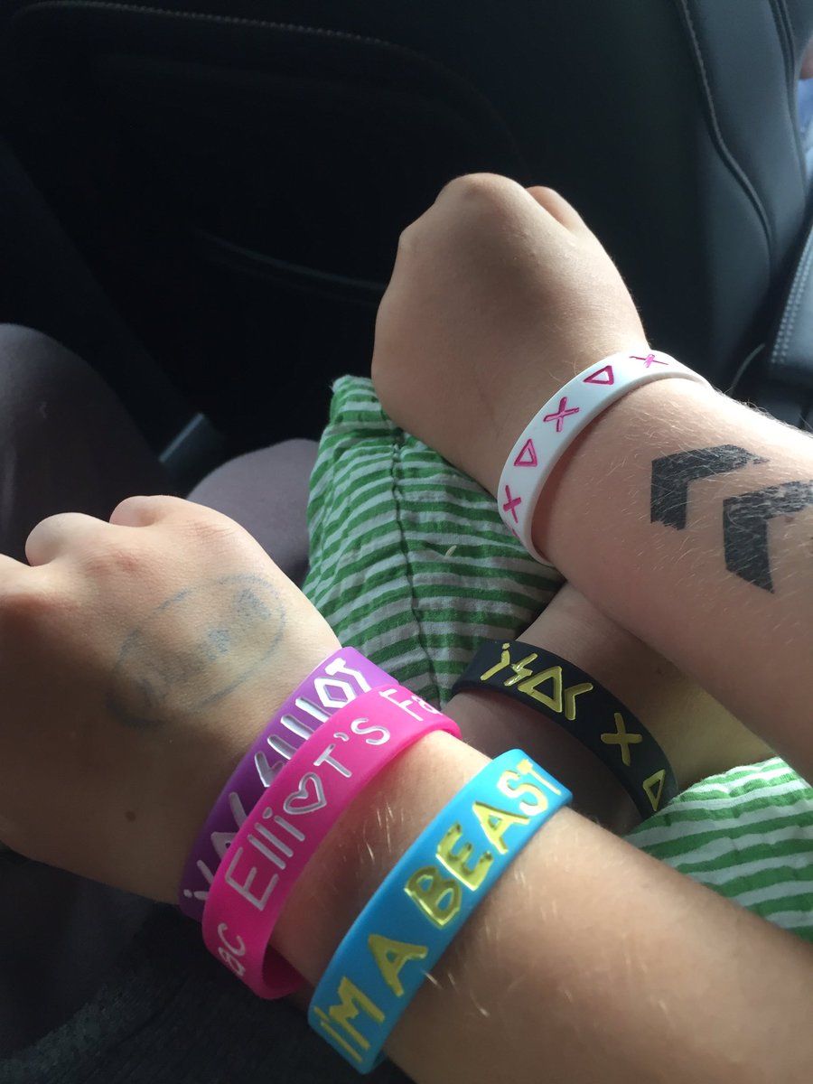 oda_lunden's tweet photo. @IsacElliot we love them❤️ https://t.co/IET7R3dd8B