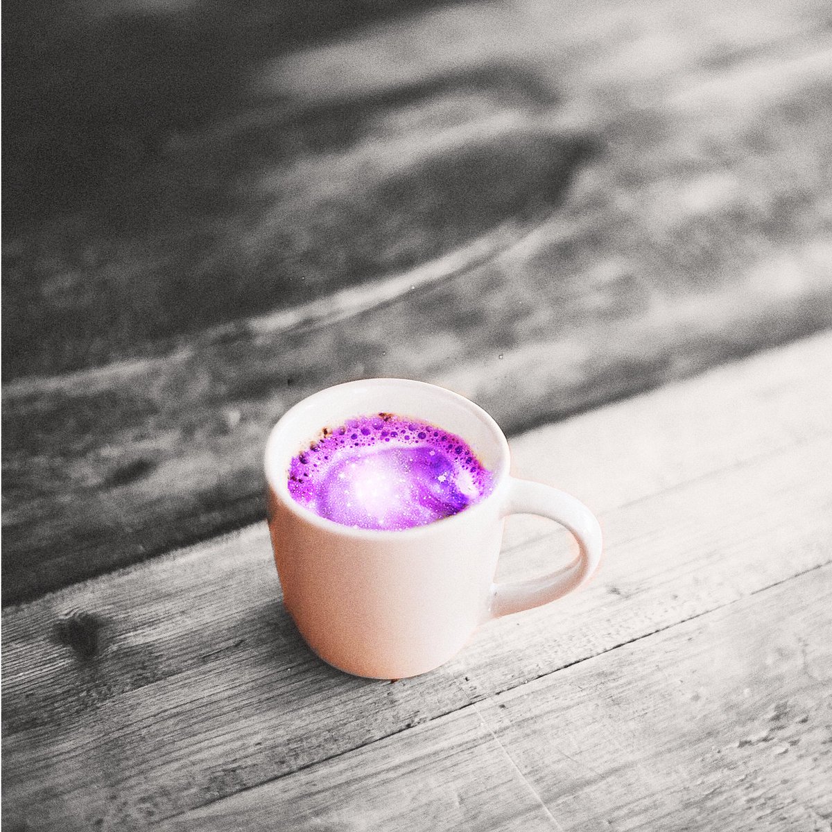vanaxl57's tweet photo. Is there such thing as galactic coffee coz I don't know how will I call this? 😂 #EnlightThis #Photofox https://t.co/nMlvyjfQh0