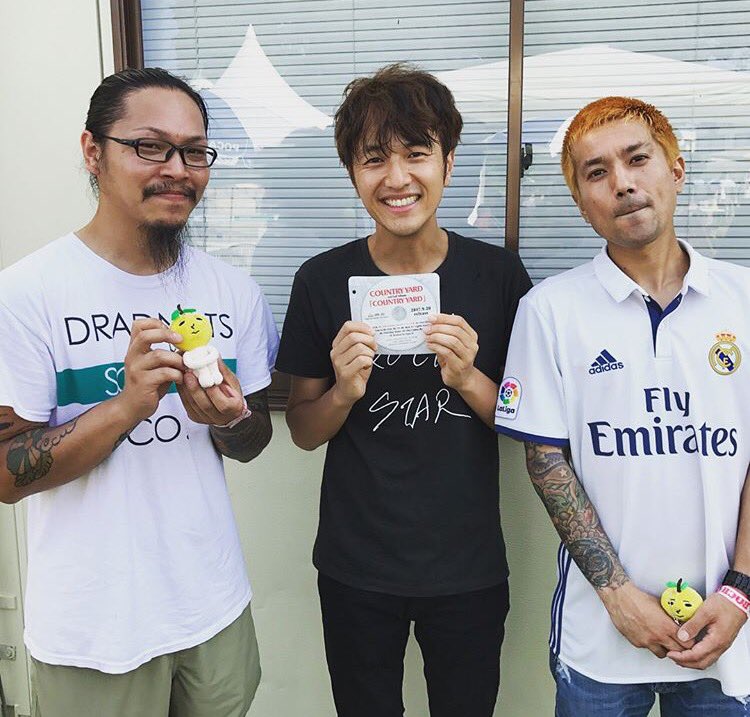 【COUNTRY YARD公式インスタグラムより】

只今、アーティストCOUNTRY YARDさんの公式インスタグラムにゆず北川との写真が掲載されている模様。

#ゆず病