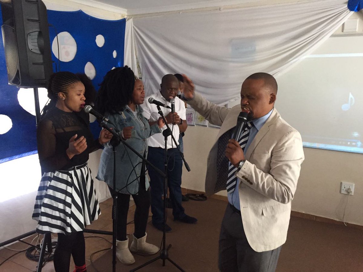 Greaterworksch5's tweet image. 2 Timothy 1:7
For the Lord has not given us the spirit of fear, fear not!
#GWCFC #BlessedMondayAll
&apos;Above all else guard your heart