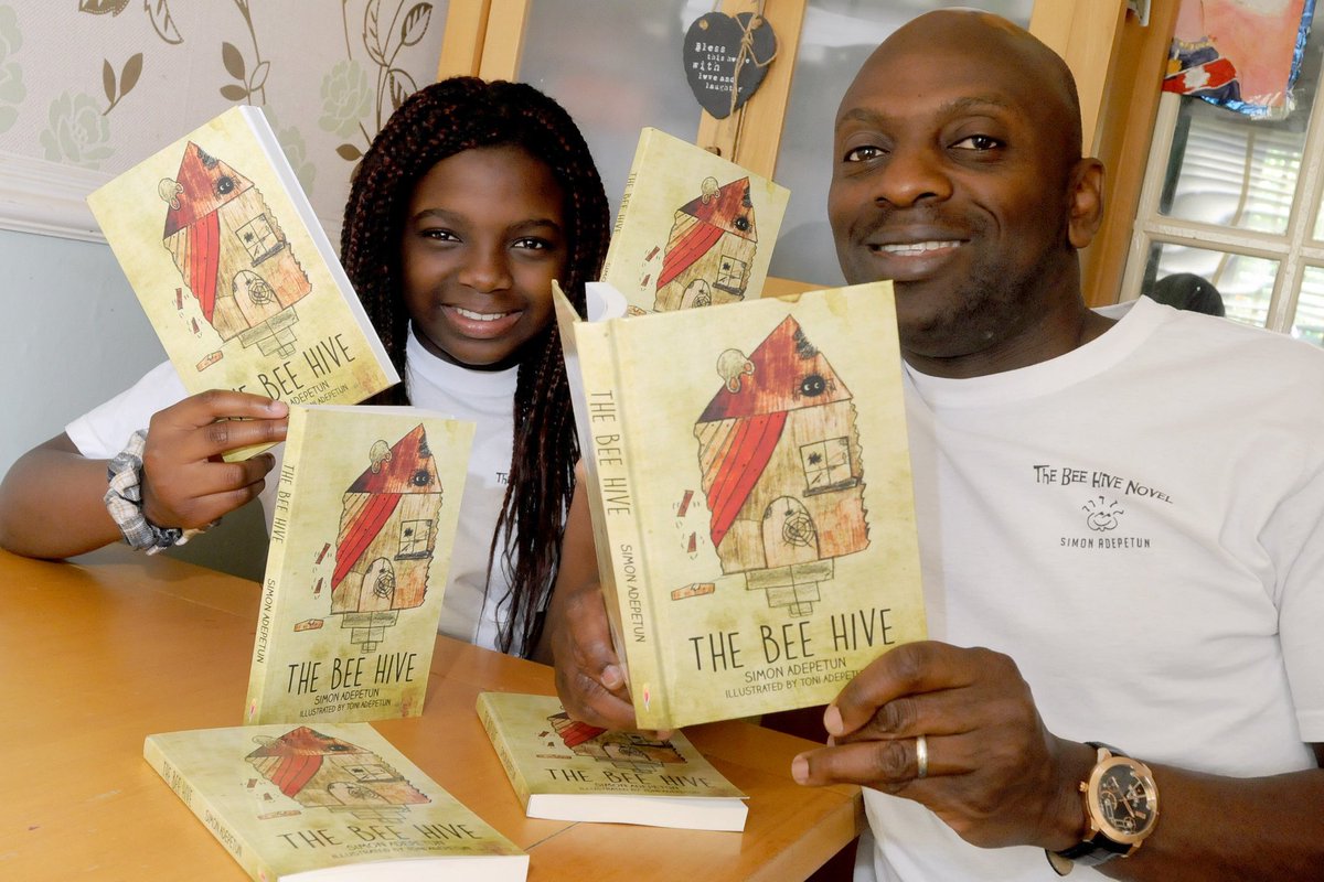simonadepetun's tweet photo. Looking forward to my visit #21st #Aug #Weaverham #northwich #cwaclibraries #thebeehivenovel #adventure #story #extraordinaire #summerfun https://t.co/IroIQ8KQTc