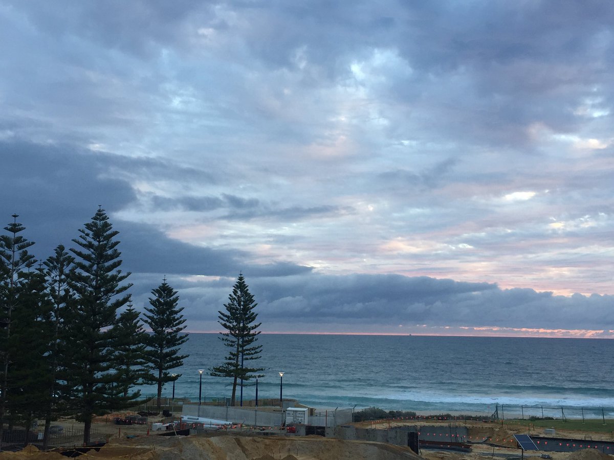 cardihab's tweet photo. Sun setting as #acra2017 welcome reception starts. Our breakfast symposium after yoga tomorrow starting at 7:30am. https://t.co/YTCJ2mtts6