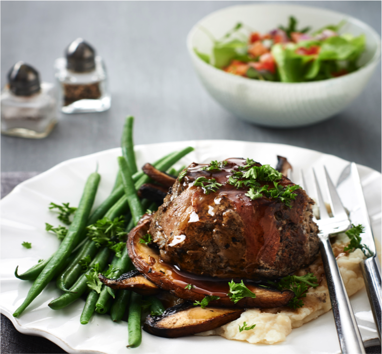 FreshMushrooms's tweet photo. What's for dinner tonight? This Mushroom, pork & Sage Meatloaf recipe does it for us! https://t.co/CtG0y1MnT0 #JoinTheBlendTrend https://t.co/8YOsOnUMaG