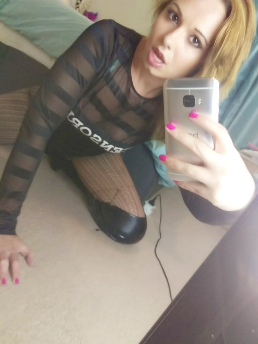 epiphany666cb's tweet photo. Happy #Mirrormonday everyone 😘 check out my awesome summer deals at https://t.co/ySuvMcceGb 💋 https://t.co/NvtZty3c0z