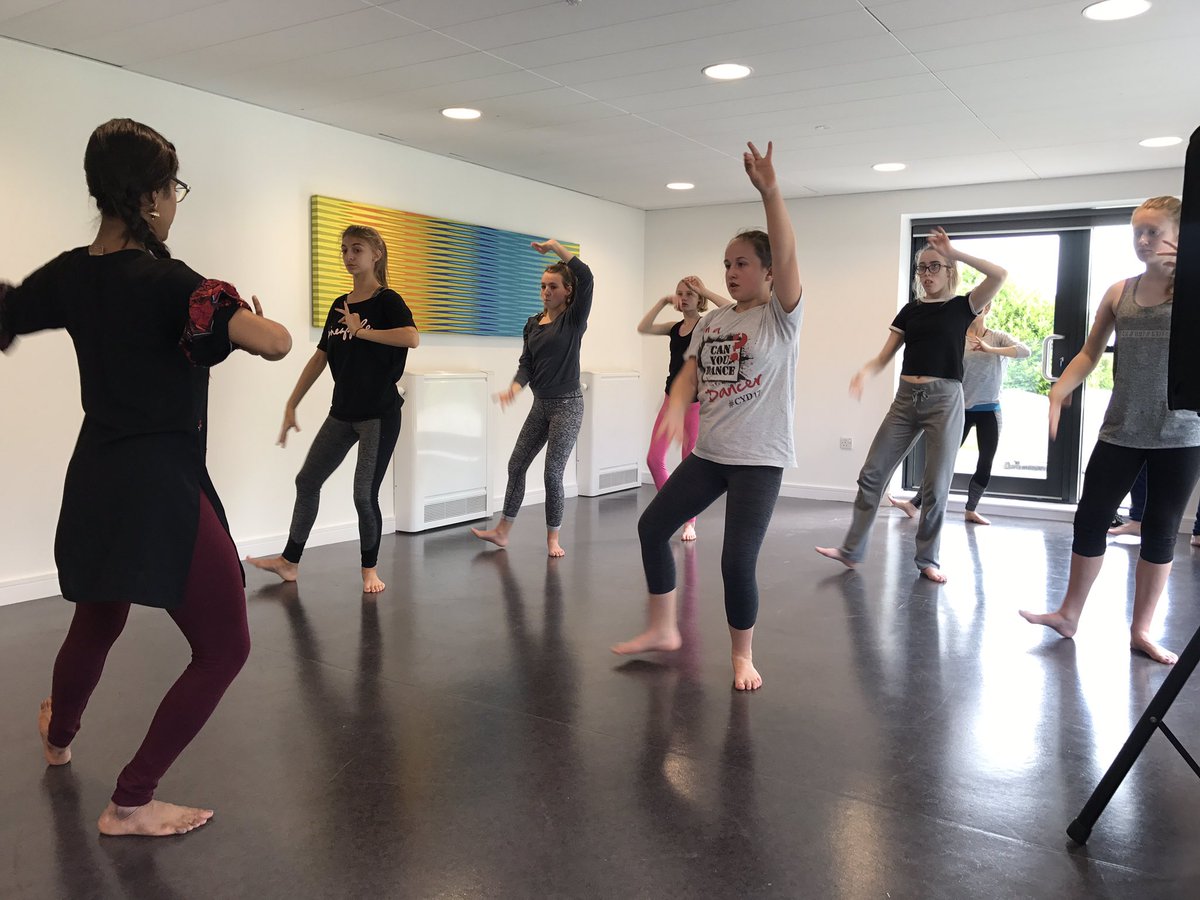 SBCSportsDev's tweet image. Our dance squad are learning a huge amount today at the Scottish Borders Sports Academy. #investindevelopment