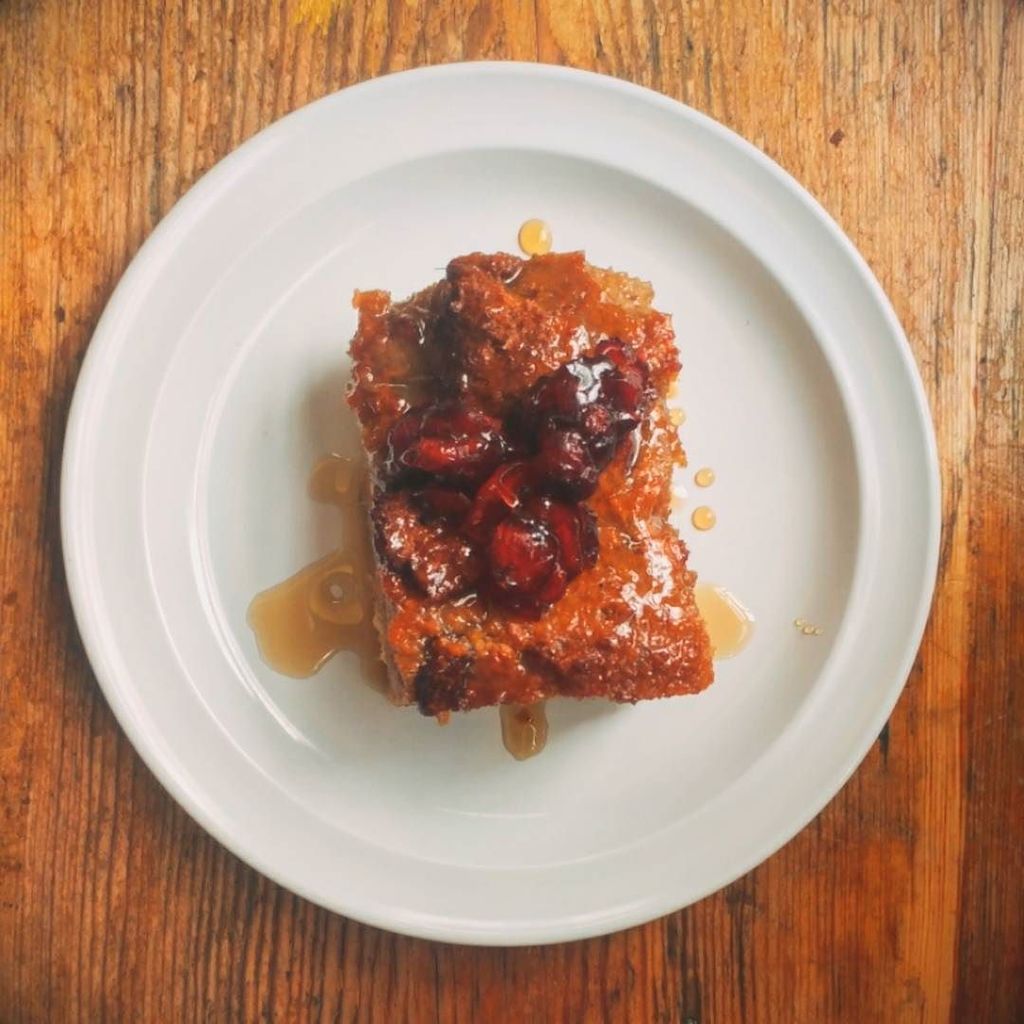 Fresh out of the oven! Maple Cranberry Bread Pudding! Swing by and grab it while it's hot or the perfect take home… ift.tt/2uiHLxD