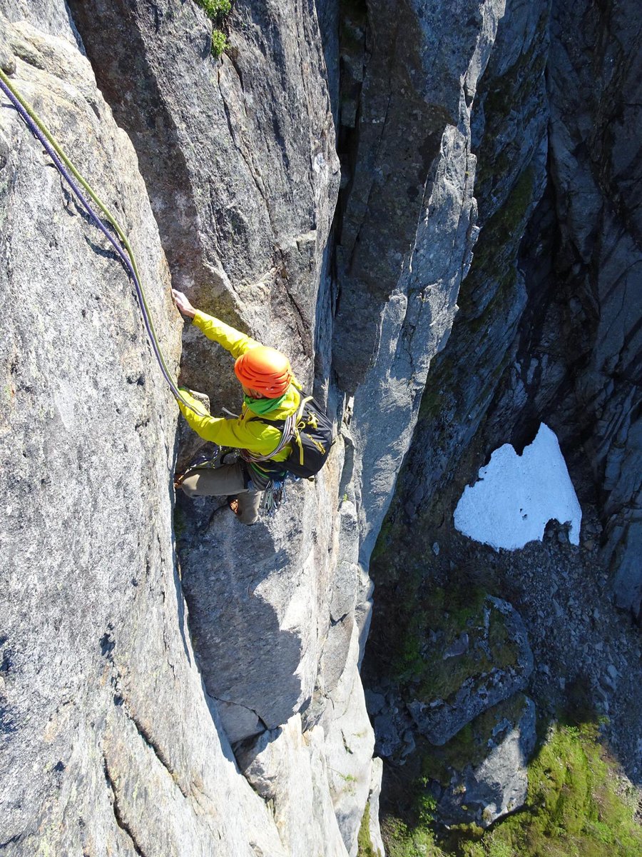 adventurebase's tweet photo. #mondaymotivation throwback to an epic trip to #henningsvær, #Norway last year. 
#adventurebase @jottnar https://t.co/DEXTKpjSNJ