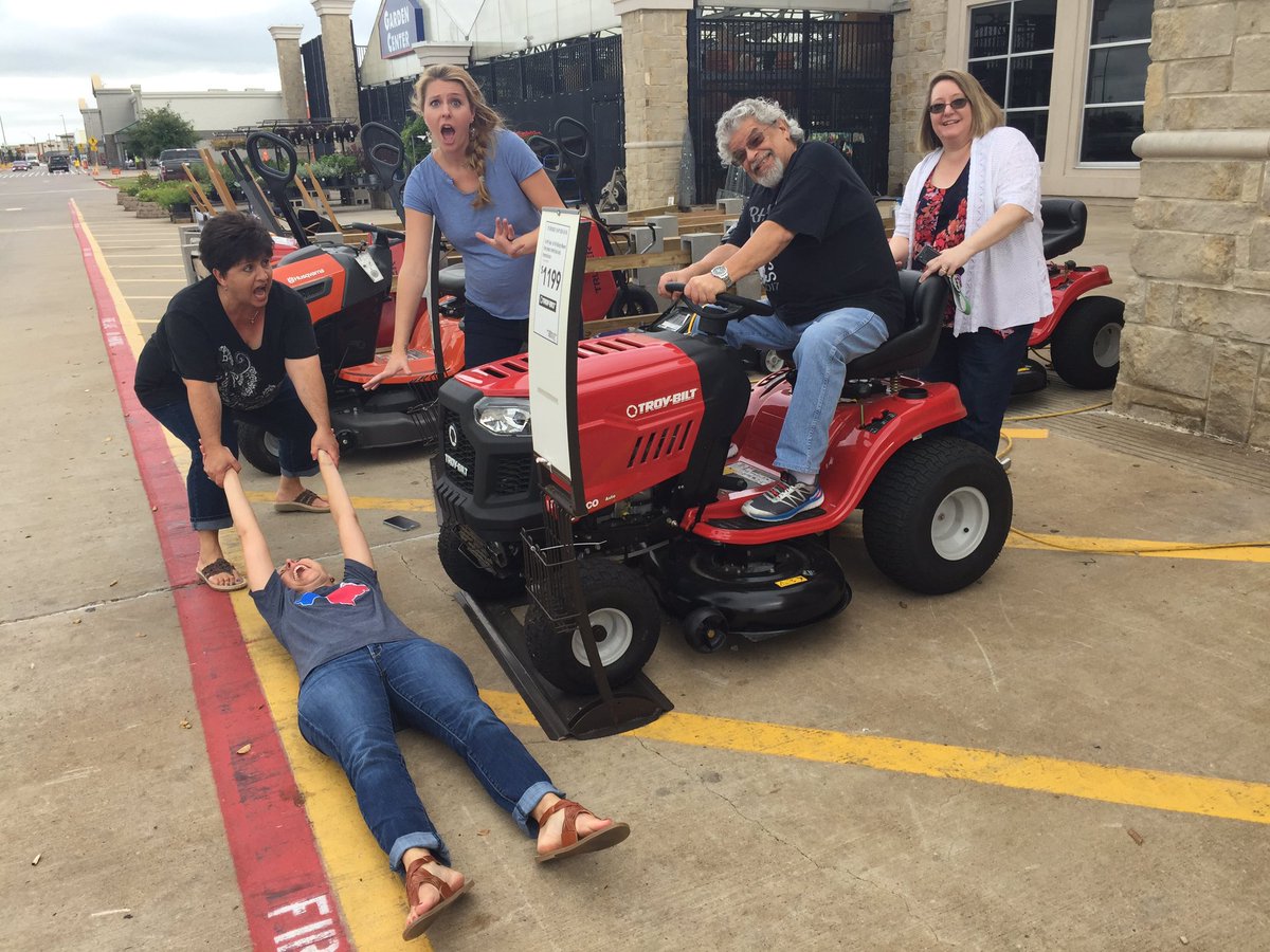 LiveLoveCounsel's tweet image. Clue 4! Thank you Lowe's of Forney! @RheaElementary #outrheageous