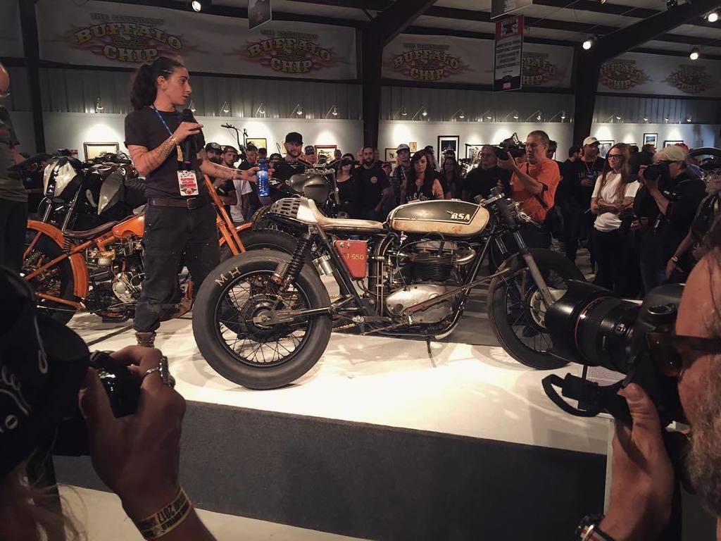madhousemotors's tweet photo. @jshia speaking at Sturgis 2017 ๐ค๐ค #madhousemotors #sturgis2017 #motorcyclesasart #invitedbuilder https://t.co/K3zzMajqXp https://t.co/oemlo94xgj