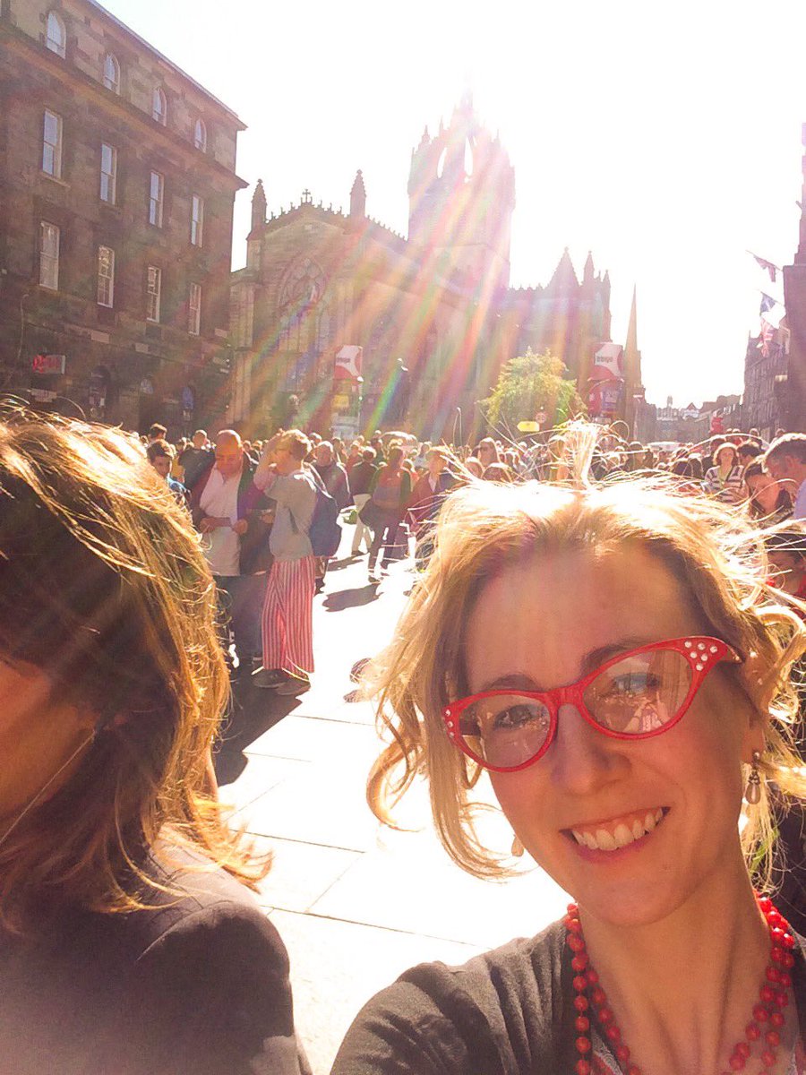 CloserEachDayCo's tweet photo. #Eliza is out flyering on The Royal Mile #EdFringe #ThisIsSoap @Cvenues 12:30 #241TOMORROW https://t.co/XQ64Rz0TCk