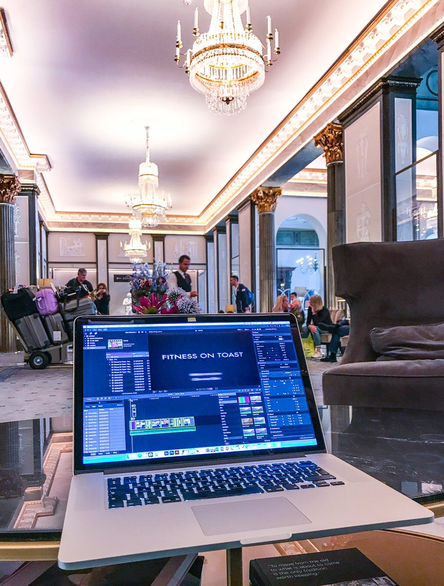 FitnessOnToast's tweet image. My home away from 'holm is today's office! ☎️📠💻☕️☕️☕️ Not bad for a Monday @GrandHotelSthlm #editingstuff #fitnessontoast #fitspo #bts