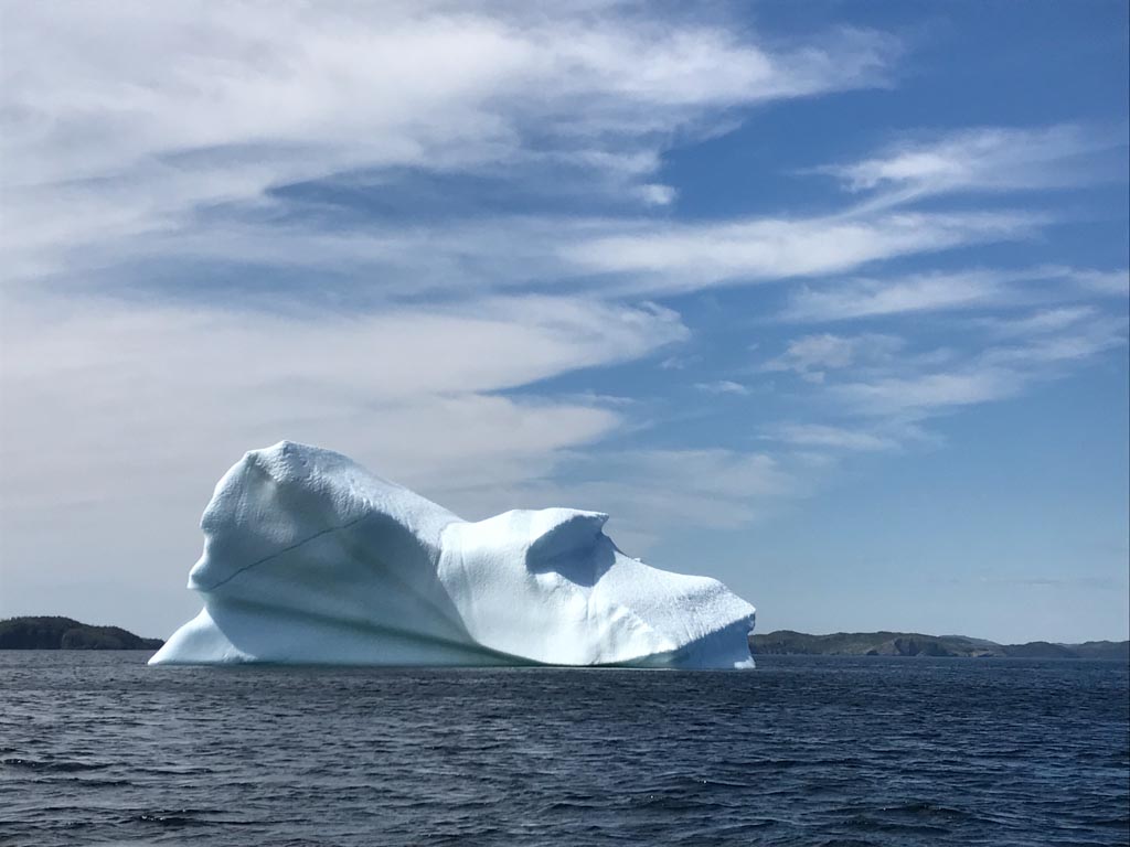 Have you ever gone Hunting for Icebergs? This #bucketlist experience is an absolute MUST! ow.ly/MJGq30dTVFS <a href="/ParksCanada/">Parks Canada</a> <a href="/NLtweets/">NewfoundlandLabrador</a>
