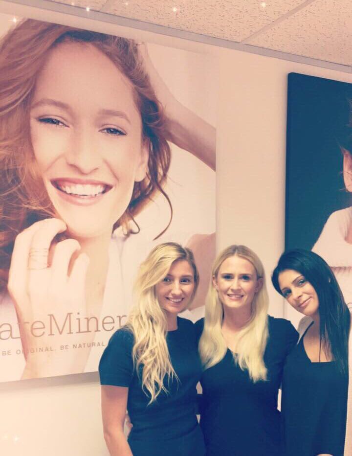 The River Aesthetics Team &amp; <a href="/HNBSalonSpa/">HNB Hair&Beauty Spa</a> working together to bring excellence to our clinic with <a href="/bareMineralsUK/">bareMinerals UK</a> #clinicwithadifference