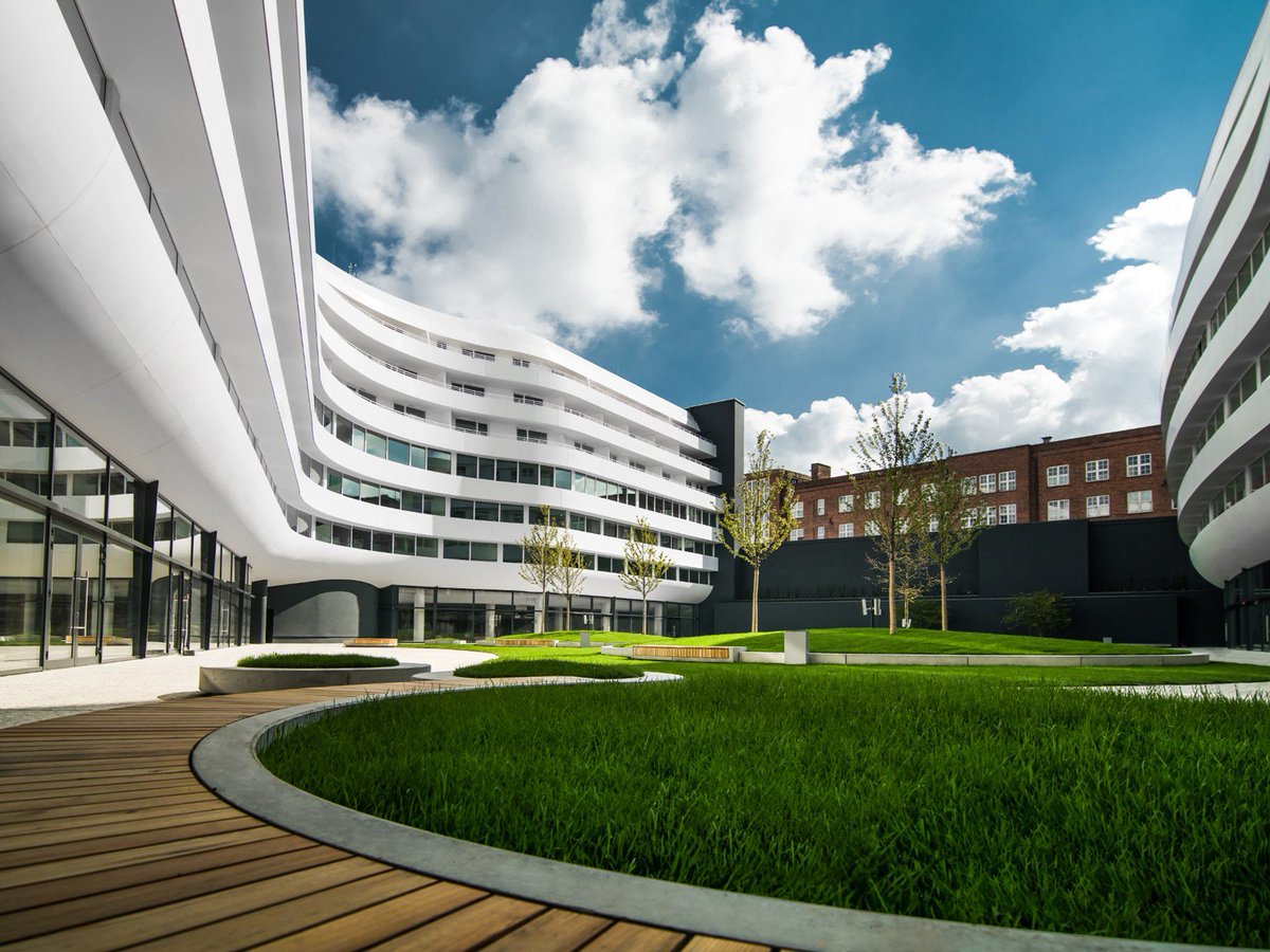 OVO Wroclaw: #Breslavia ospita un nuovo edificio realizzato in #Corian® bit.ly/2uN0MqB