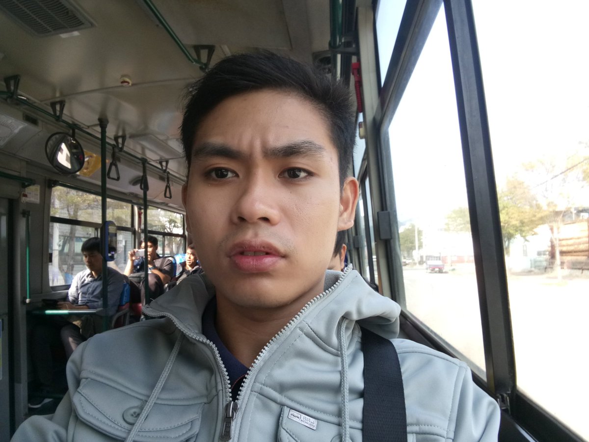 superRiomin's tweet photo. Turista. 😂 😂 😂 https://t.co/L4ZeNwsVjL