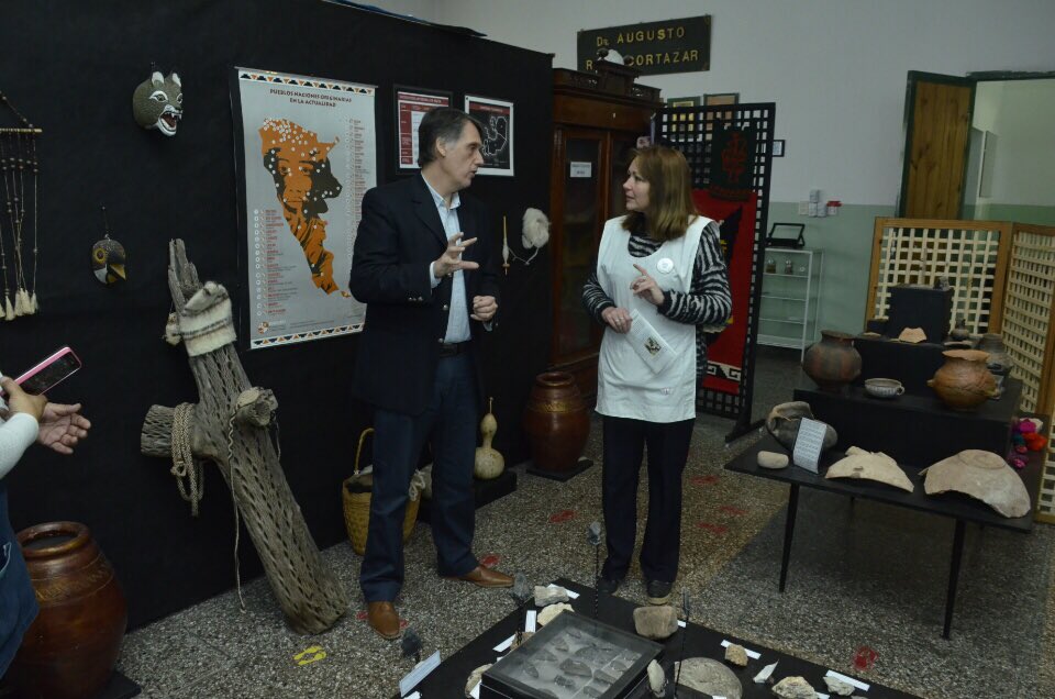 Pablokosiner's tweet photo. Felicitaciones a la comunidad educativa de la Escuela Cortázar del Barrio Bancario por el hermoso Museo que están organizando !!! https://t.co/2x1jdYagzO