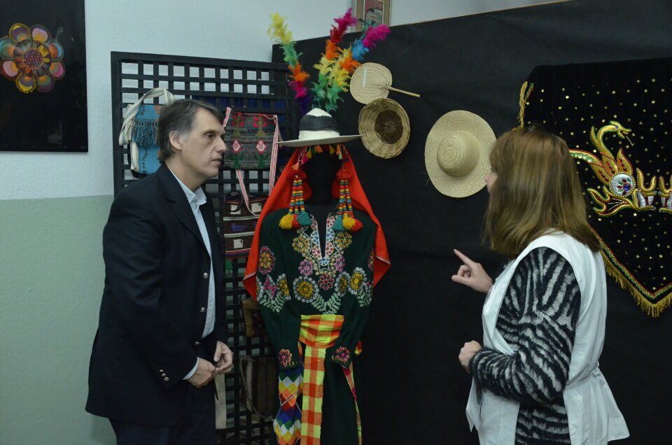 Pablokosiner's tweet photo. Felicitaciones a la comunidad educativa de la Escuela Cortázar del Barrio Bancario por el hermoso Museo que están organizando !!! https://t.co/2x1jdYagzO