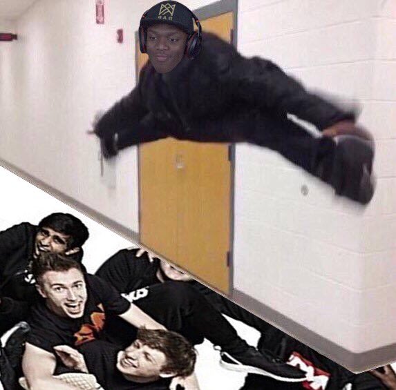 Vikkstar123's tweet photo. The floor is The Sidemen https://t.co/Y0p117ntin