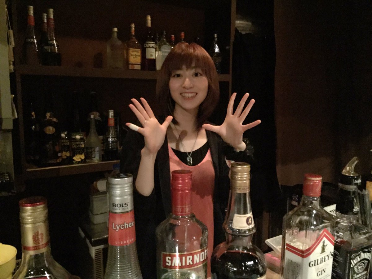 nandaaaaaro's tweet photo. Cafe'鈴 @代官山NOMAD
到着した時には既に4ステージの3ステージ目(2ステージ目はKoppe氏？)でしたが、かなり歌っていたような😁
久しぶりに「キレイなままで」が聴けて嬉しかった🎵
Cafe'鈴ならではのMCも聞けますのでみなさまも是非😊
※ライブ更に増えています https://t.co/fLmCQ135gD