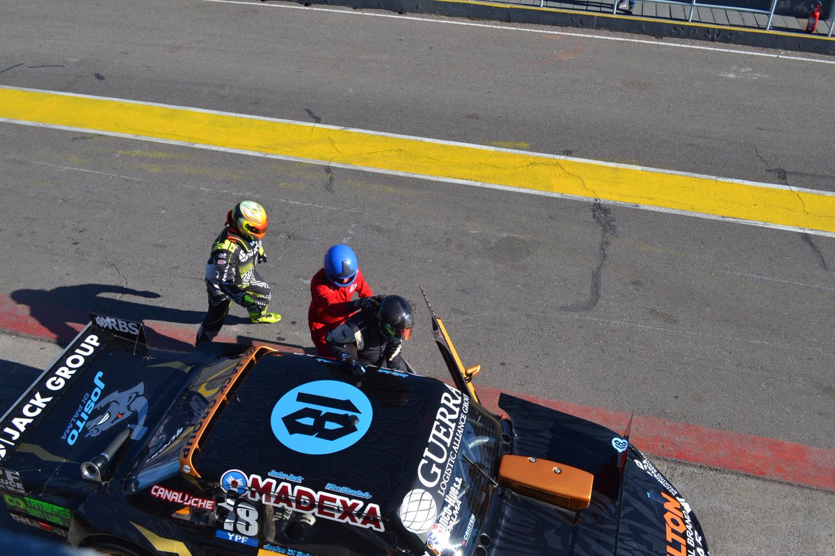 #TC80BSAS #Campeonato
<a href="/jositoooooo/">Josito Di Palma</a> , quien tuvo de Invitados a <a href="/javijackTC/">Javi Jack</a> y <a href="/NicoDianda/">Nicolas Dianda</a> , sigue liderando la tabla con 262 unidades
