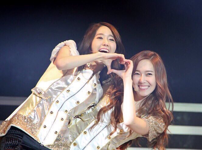 Yoona_R210's tweet photo. @yun___sica___  https://t.co/VxmabKRoBd