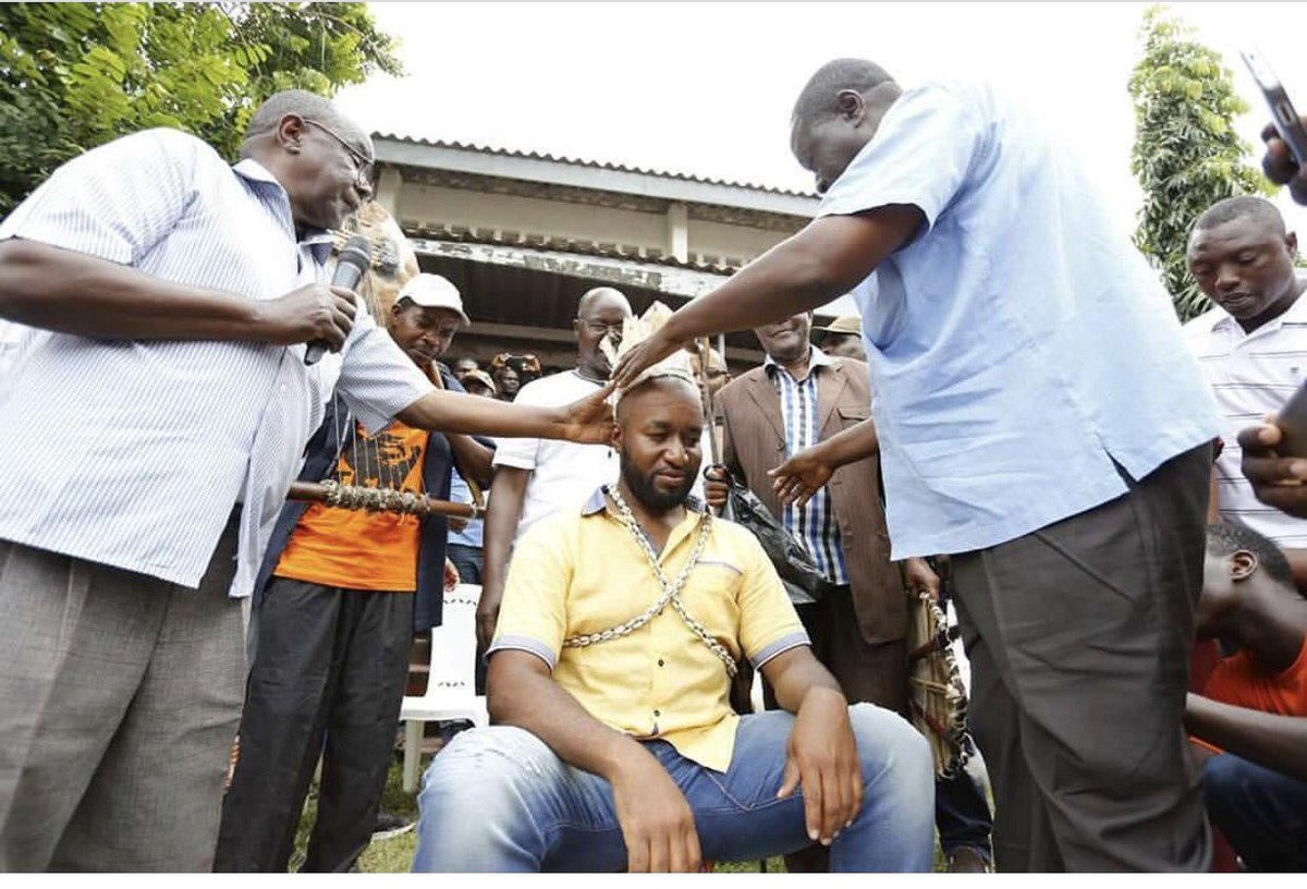 UmmiMBashir's tweet photo. Man of the people #AllRounded #JOHO5Tena https://t.co/pkxCuPIrNO