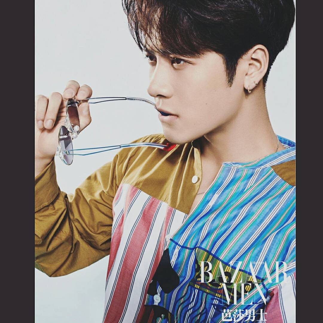 Jackson852wang7's tweet photo. BAZAAR MEN🙏❤️ #Bazaar #jacksonwang #잭슨 #王嘉爾 #芭莎男士 #thankyou https://t.co/IbQbtIKvh4