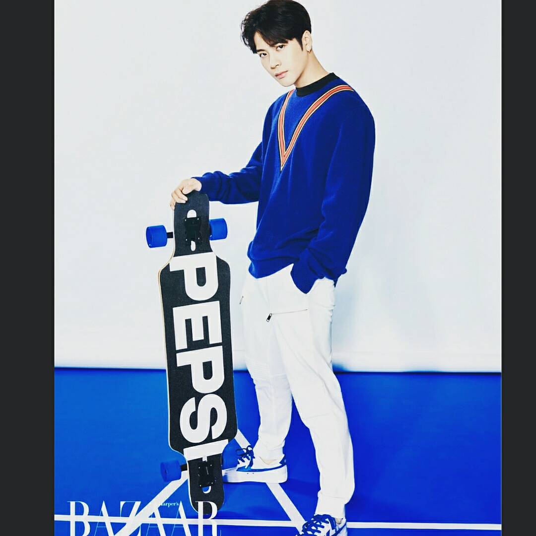 Jackson852wang7's tweet photo. BAZAAR MEN🙏❤️ #Bazaar #jacksonwang #잭슨 #王嘉爾 #芭莎男士 #thankyou https://t.co/IbQbtIKvh4