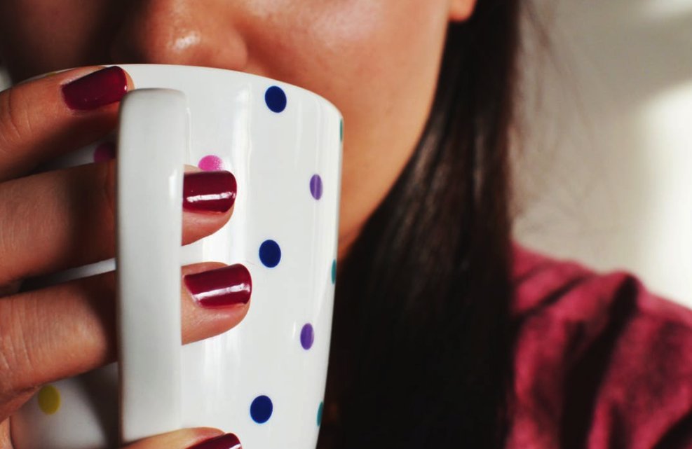tearouteuk's tweet photo. A girl's best friend on a #Monday is her cup of #tea 👊
#MondayMotivation #TeaRoute https://t.co/YMNADMsdsL https://t.co/x2NvpIhFur