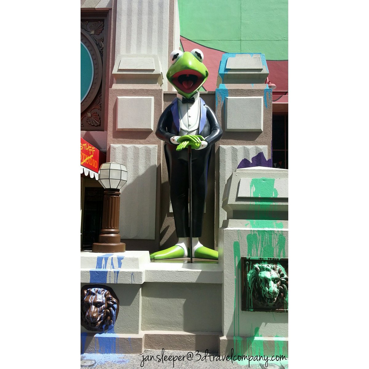 jan_sleeper's tweet photo. Hi ho! Happy Monday...have a great start to your week☺
#3djan #conciergevacationplanner #3DDogDaysofSummer17 #mondays #workweek #letitbegin https://t.co/tCcySC0D1U