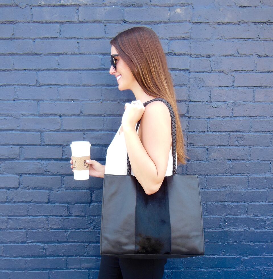 HannerClarke's tweet photo. Grab a coffee (or two) and start your Monday off right. You got this! 
#MondayMotivation #TheDee #work #school #play #totebag #handbags https://t.co/bdr1gl3cpM