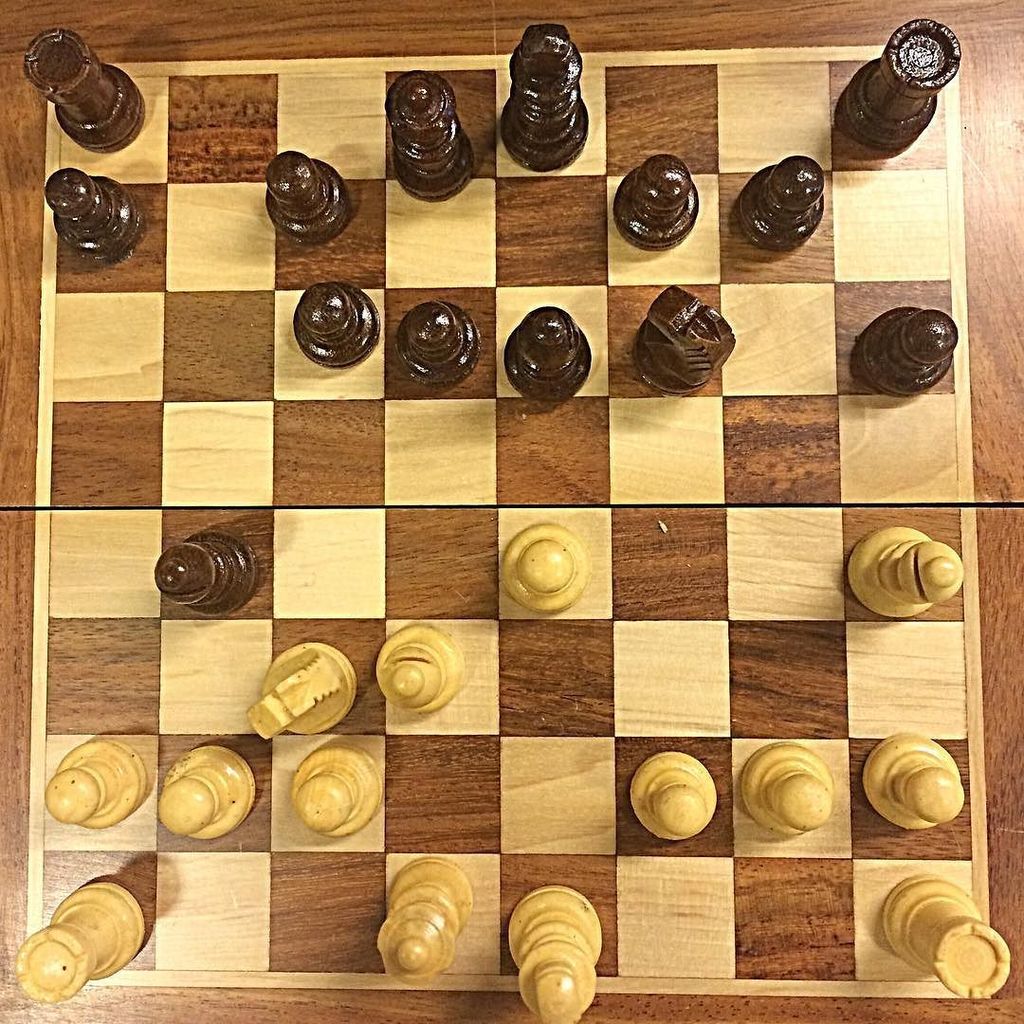 SGordonStyle's tweet photo. Lunchtime antics - Games among gentlemen #chess #strategy #lifestyle #game #chessgame #chesstime #strategic #mindg… https://t.co/8LINUc55gZ https://t.co/eC8gBgrUzB
